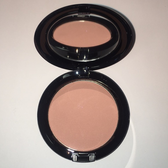 MAC Cosmetics Other - MAC HER OWN DEVICES LE Disney Beauty Powder